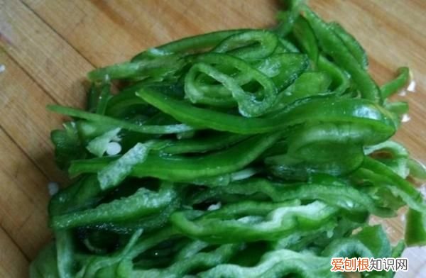 如何做鱼香肉丝,怎么做鱼香肉丝