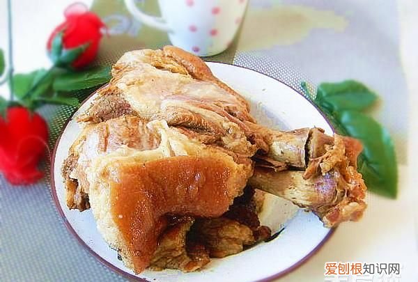 肘子骨的做法大全家常，剔骨肘子怎么做 剔骨肘子的做法