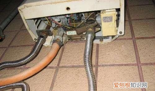 燃气热水器突然爆一声怎么解决,燃气热水器发出砰砰砰的响声