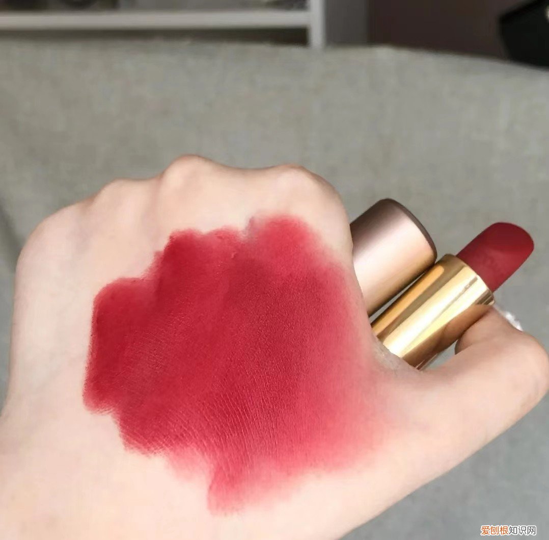 兰蔻196口红是什么颜色