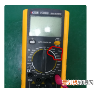 怎样用万用表测led灯珠的好坏，如何用万用表测节能灯管的好坏