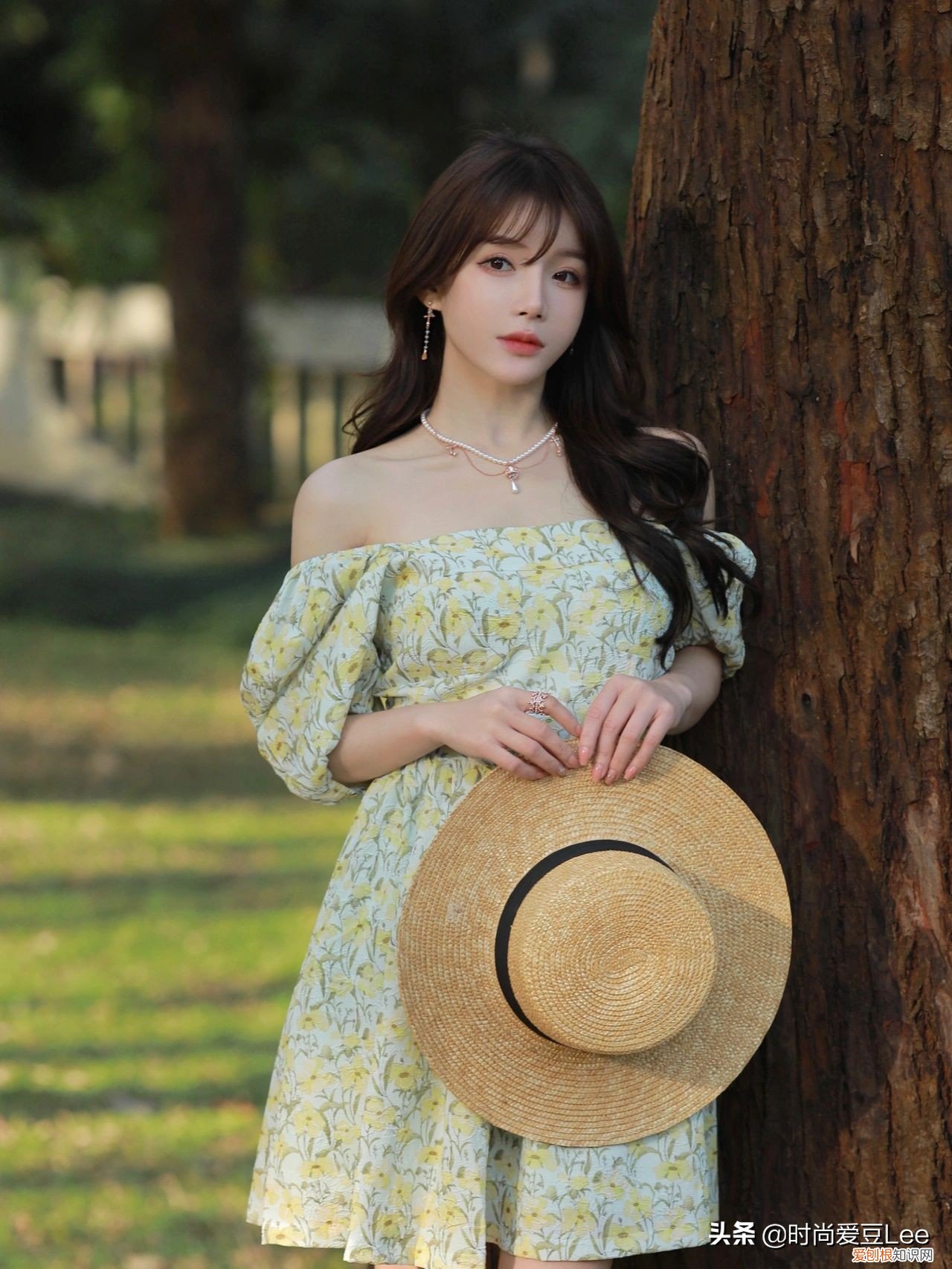 十字架耳环怎么戴