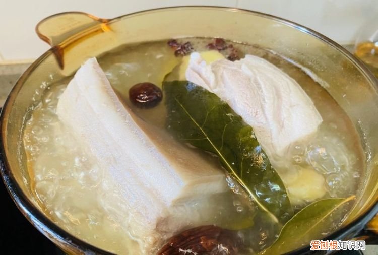 芋头扣肉做法和配料