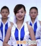 如何安装站立式广告牌