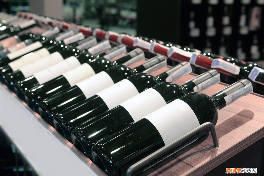 半干红葡萄酒和干红葡萄酒哪个好