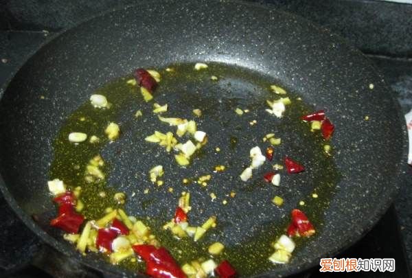 素炒平菇如何做才好吃,素炒平菇怎么做好吃法窍门