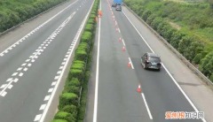 高速公路应车道什么时候可以用，交通法应急车道什么情况下可以用
