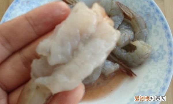 虾球怎么做，炸虾球怎么做