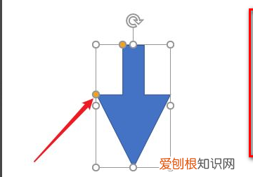 PPT怎么插入各种箭头，word黑白三角箭头符号