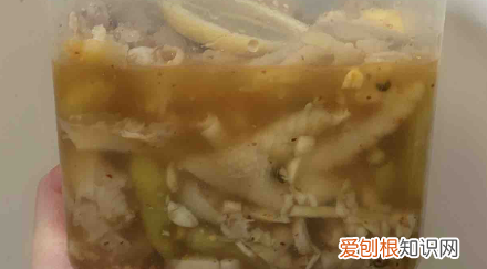 泡椒脱骨鸡爪的家常做法，泡椒鸡爪怎么做好吃又简单