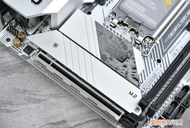 cvn b560m gaming測(cè)評(píng) 七彩虹b560m主板說明書