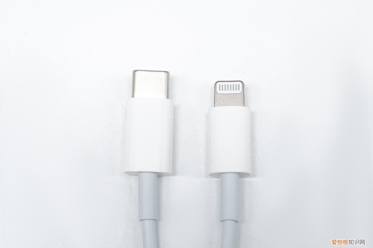 蘋果原裝數(shù)據(jù)線和非原裝的區(qū)別在哪？原裝數(shù)據(jù)線多少錢
