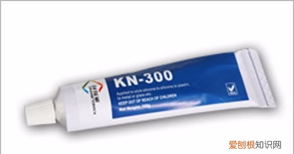 如何修补硅胶实体娃娃，硅胶娃娃用什么胶水粘合