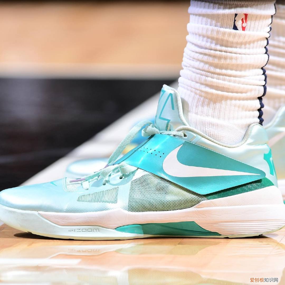 耐克杜兰特篮球鞋测评