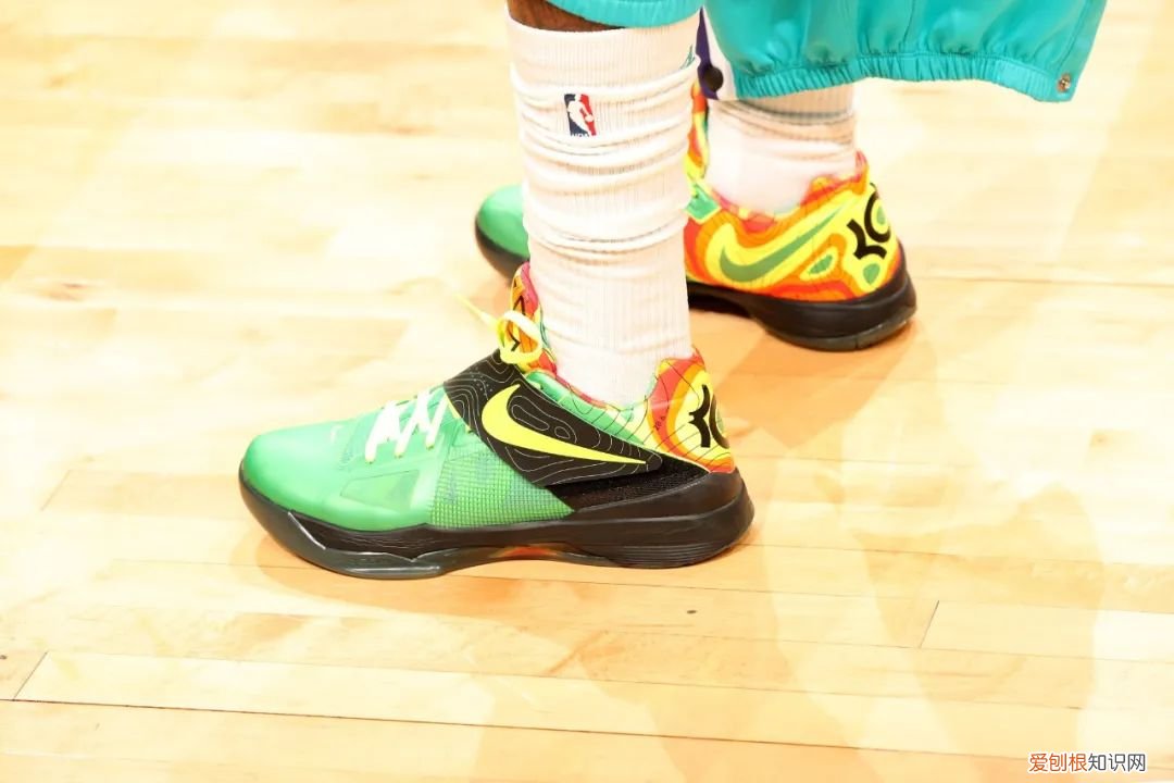 耐克杜兰特篮球鞋测评
