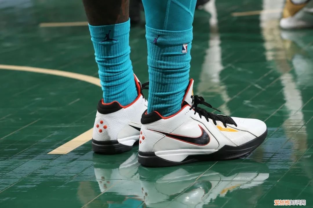 耐克杜兰特篮球鞋测评