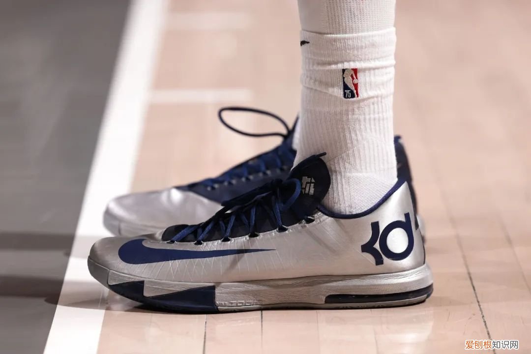 耐克杜兰特篮球鞋测评