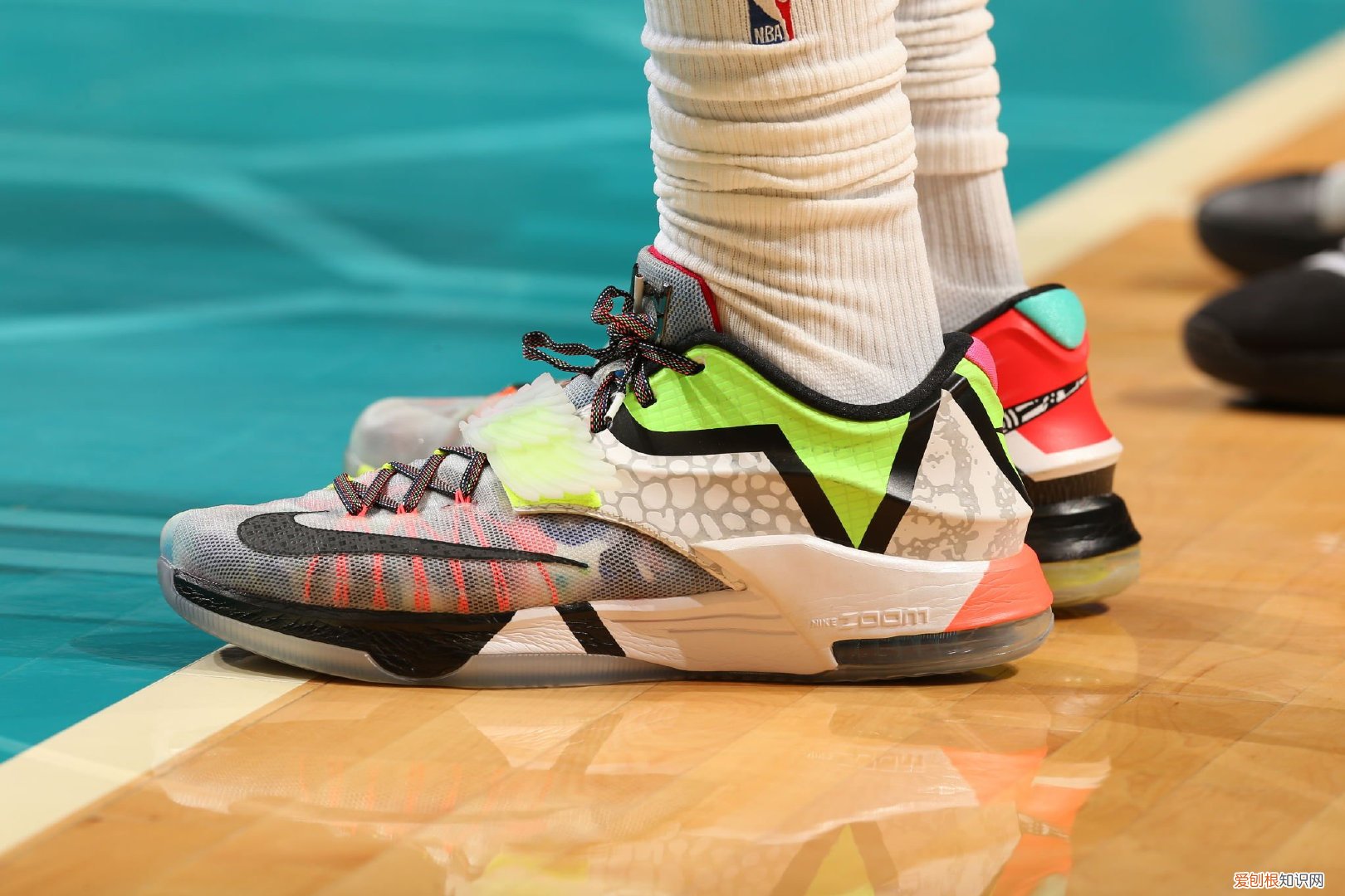 耐克杜兰特篮球鞋测评