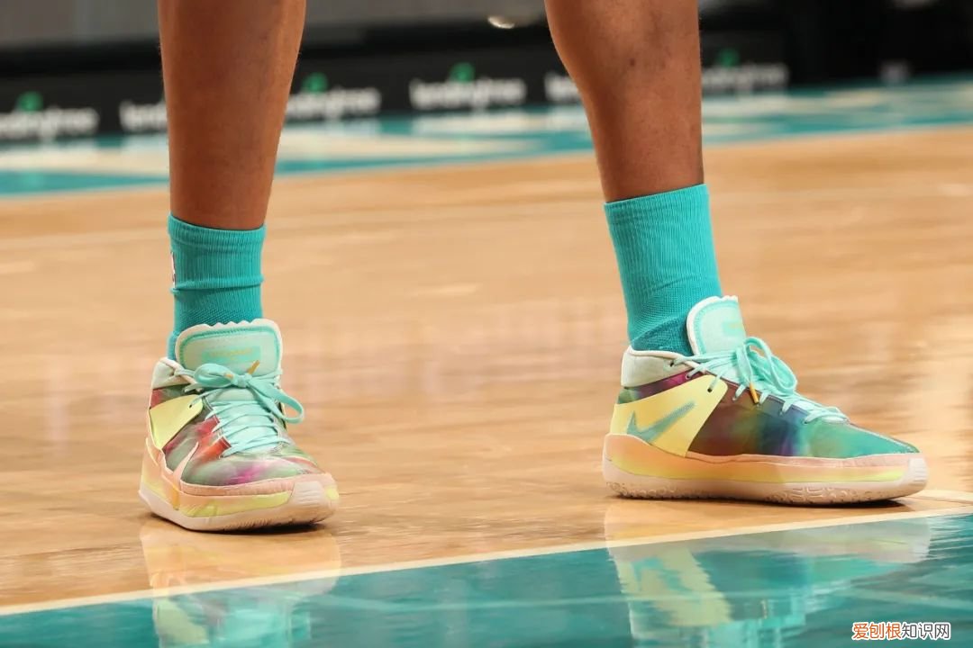 耐克杜兰特篮球鞋测评