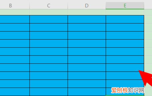Excel设置单元格颜色，EXCEL中如何改变表格的颜色
