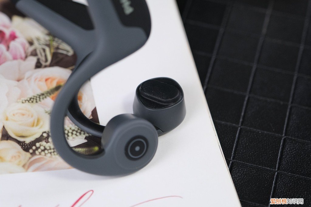 后挂式耳机好不好？推荐一款独具一格的耳机
