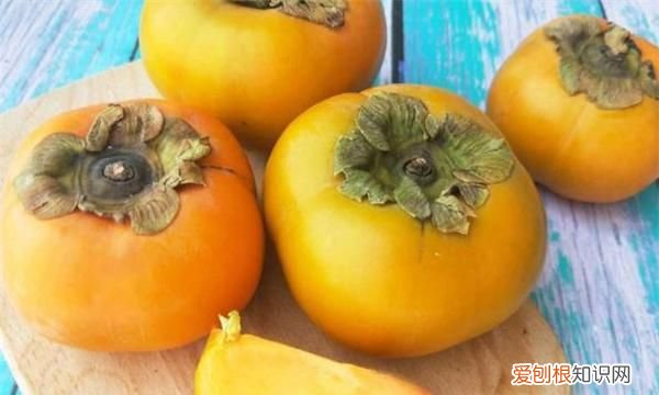 柿子里的黑点点是什么能吃吗,柿子里密密麻麻的黑点是什么