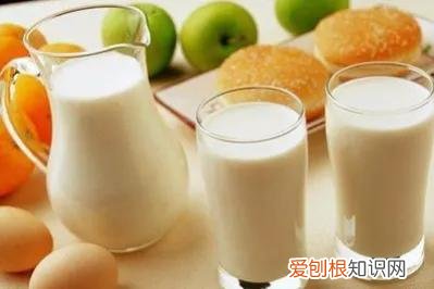 伊利金典奶和特仑苏哪个好