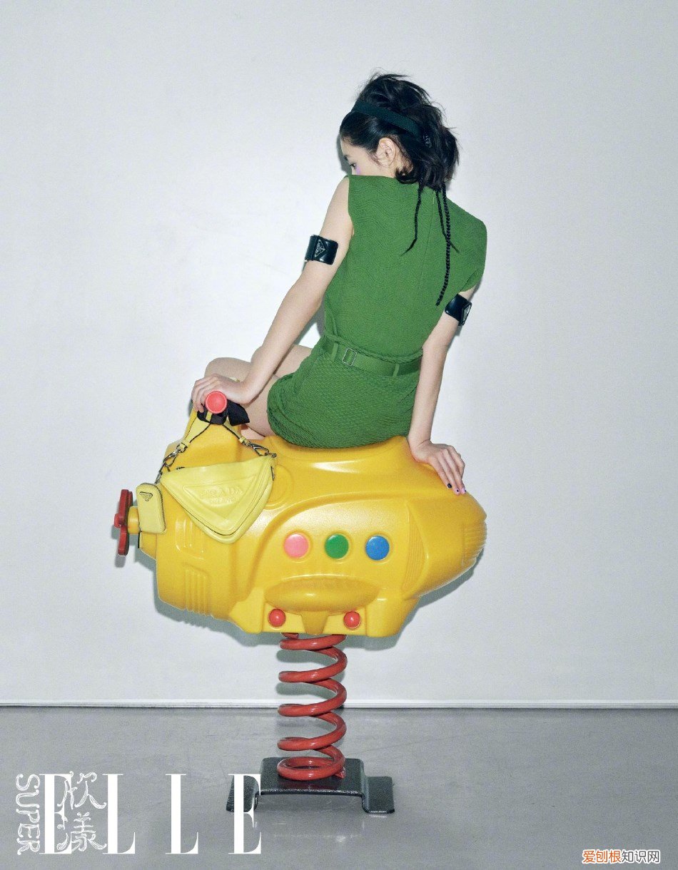 连裤长筒袜怎么搭配哪个牌子好