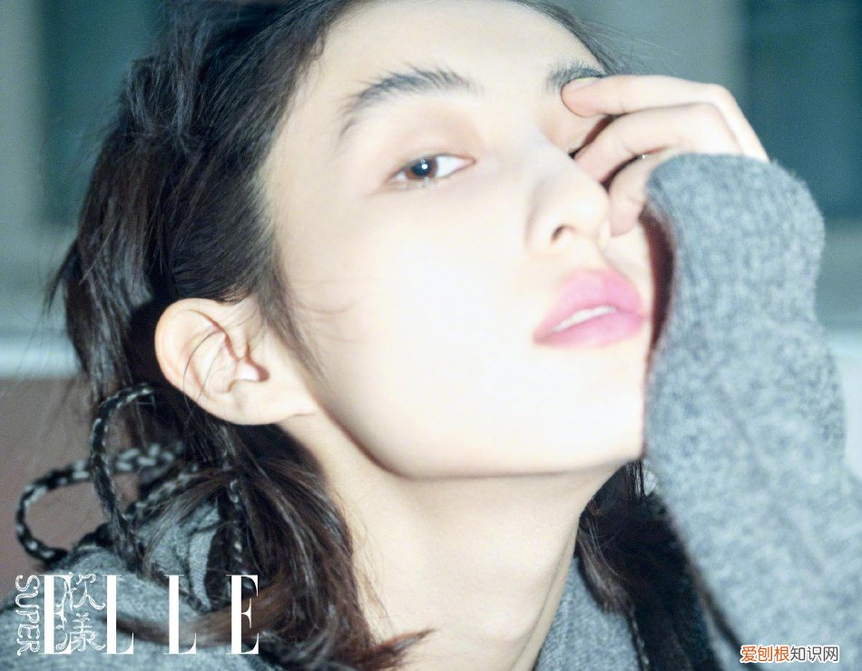 连裤长筒袜怎么搭配哪个牌子好