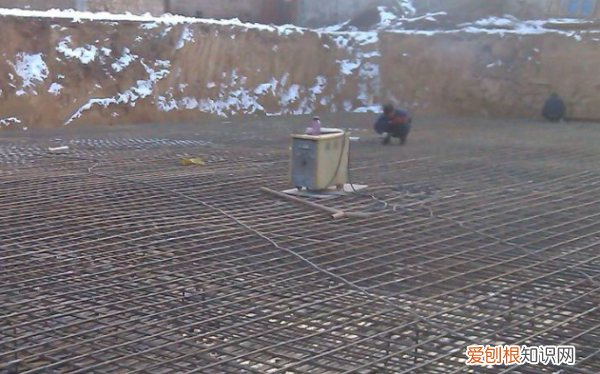 筏板基础是什么,什么是筏形基础和箱形基础