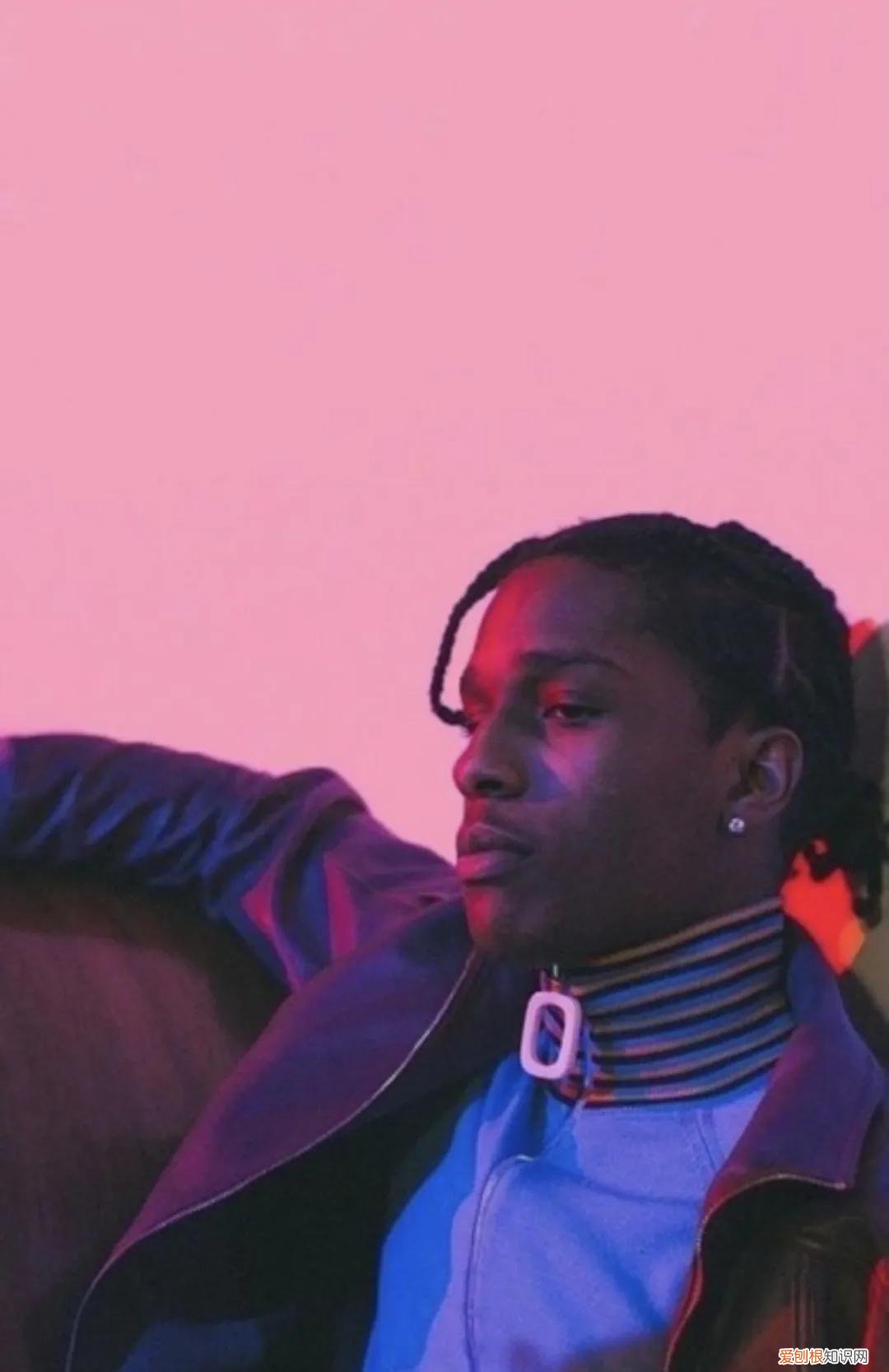 耐克腰包真假对比