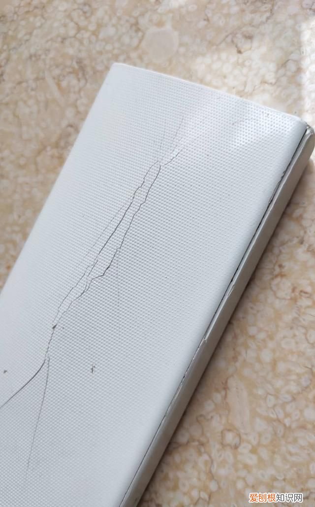 充电宝鼓包了还能用吗,充电宝鼓包还能用图片