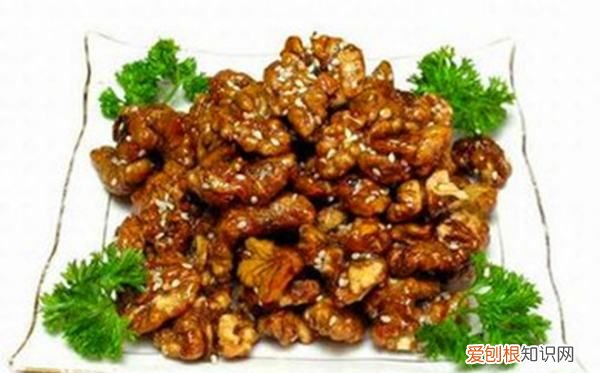 糖核桃仁的做法,核桃仁白糖的做法