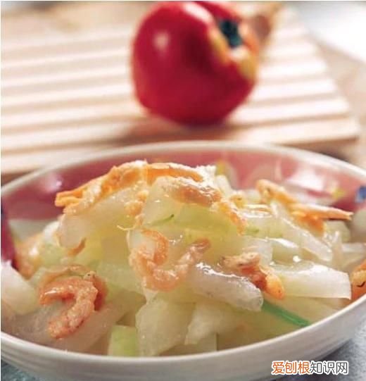 炒冬瓜怎么做好吃，冬瓜要配什么炒好吃