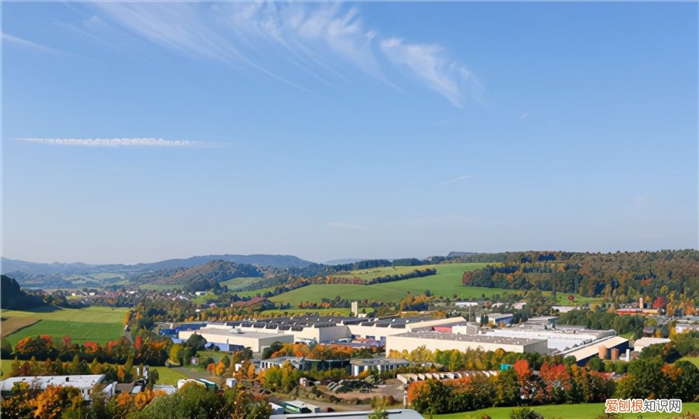 冰露水质量怎么样有的价格堪比饮料，有的却只卖1元，瓶装水背后有什么故事？