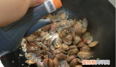蒜蓉花甲的做法，蒜蓉花甲怎么做好吃又简单视频教程