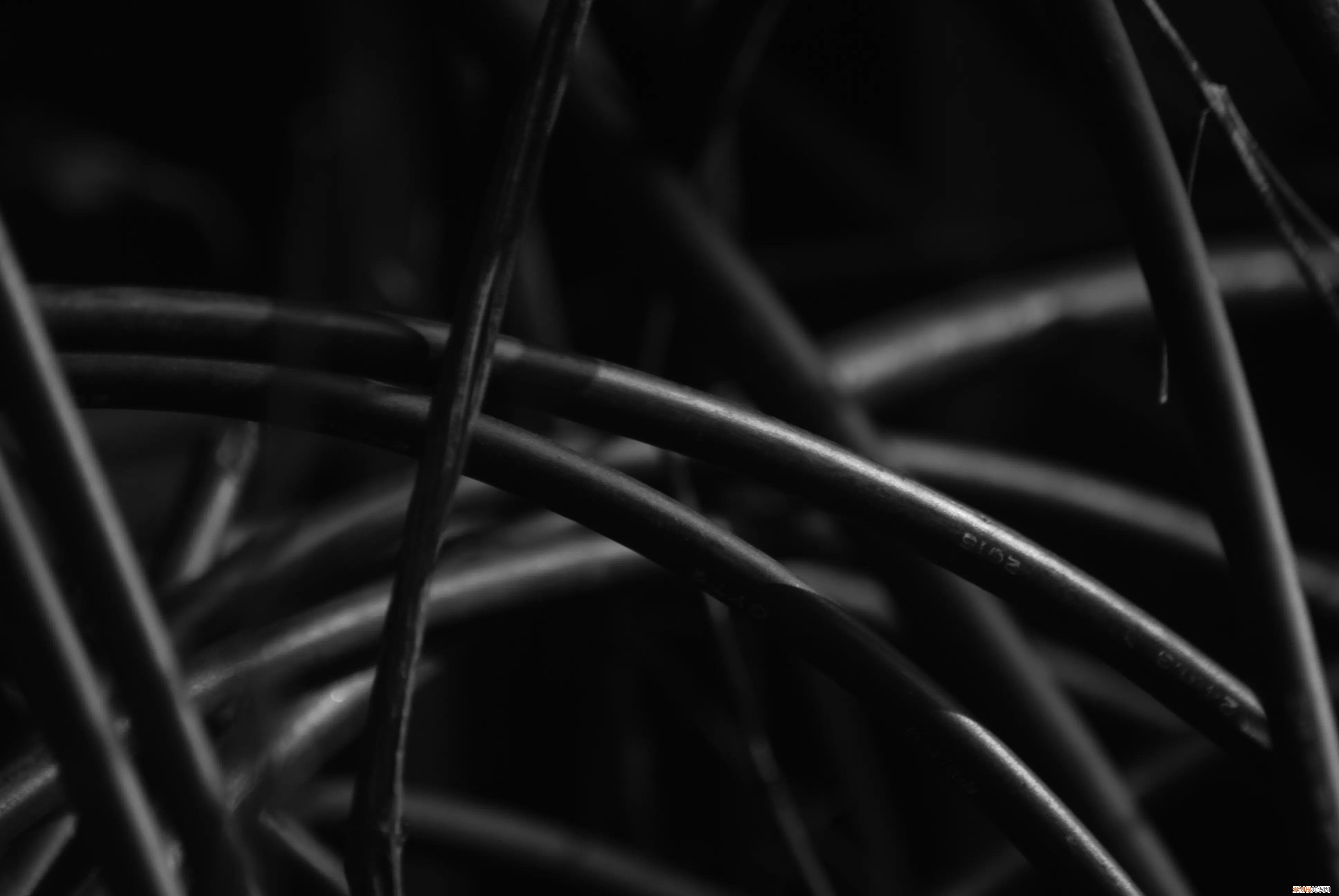 三星nx1000值得买吗和nx2000哪个更好