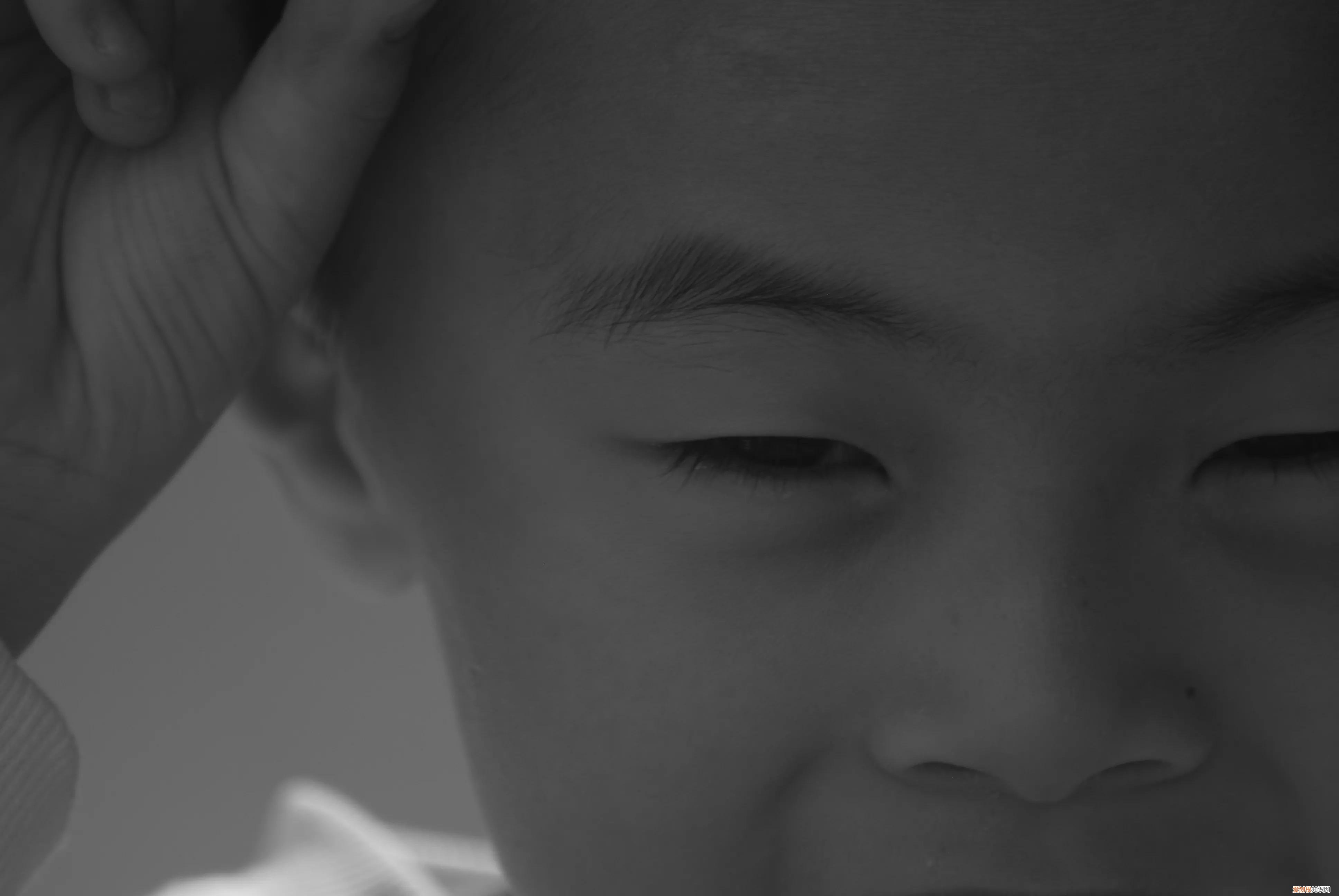 三星nx1000值得买吗和nx2000哪个更好