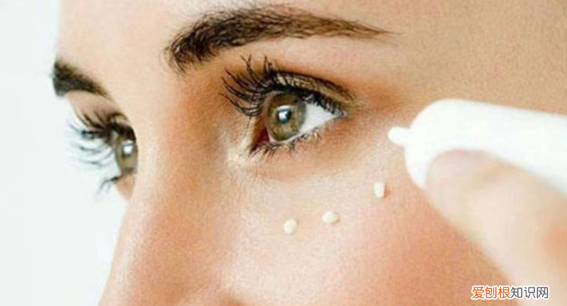 珀莱雅眼霜哪款最好用，贵不代表一切