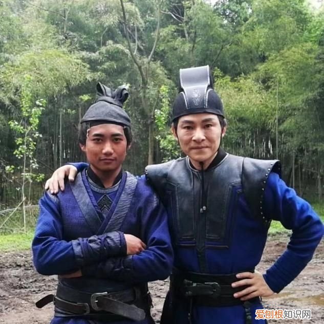 横店群演男生真实生活一天多少钱 在横店做群演的艰辛