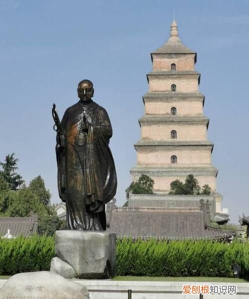 大雁塔地理位置和特点,大雁塔是哪个城市的著名景点