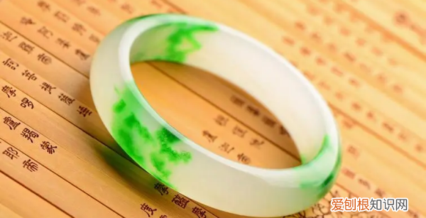 怎么测量手围，买手镯怎么量手围