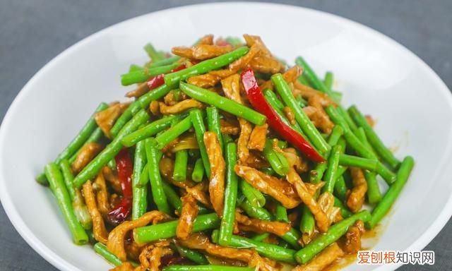 豆角炒肉怎么做好吃,扑豆角炒肉怎么做好吃