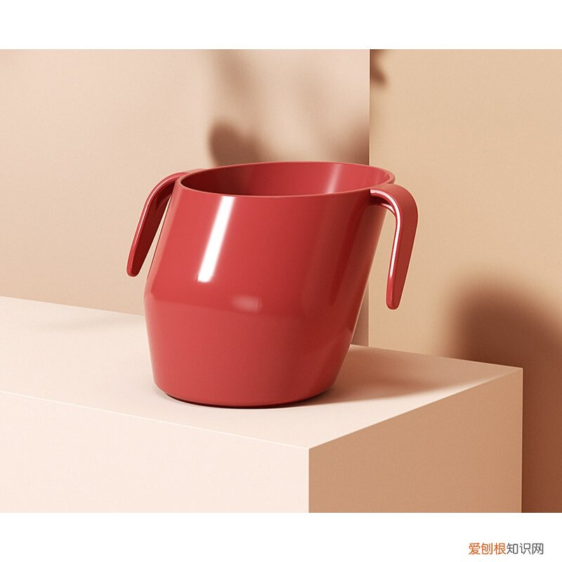 nuk奶瓶多少钱一个？宝妈们不要在盲目选择，年龄段不同选择也不同，