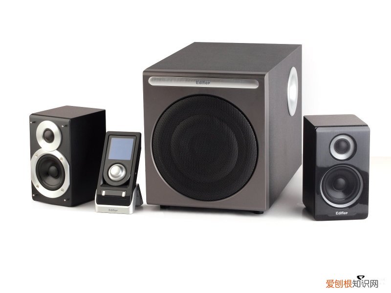 漫步者s2000mkiii和惠威m200mkiii 如何选择？有源音箱测评报告 对比
