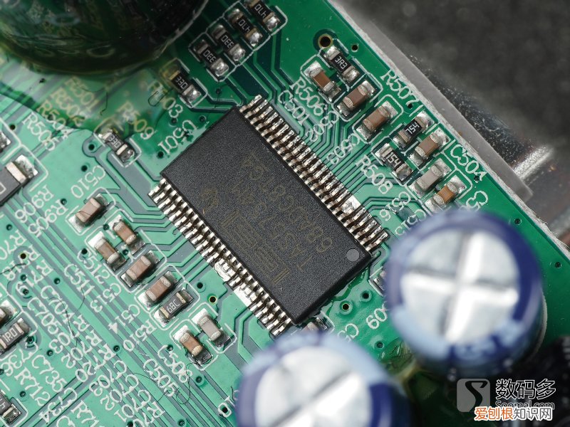 漫步者s2000mkiii和惠威m200mkiii 如何选择？有源音箱测评报告 对比