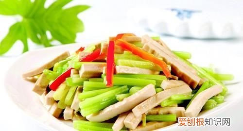 尿酸降到320了还吃不吃非布司他 尿酸高平时多吃什么食物