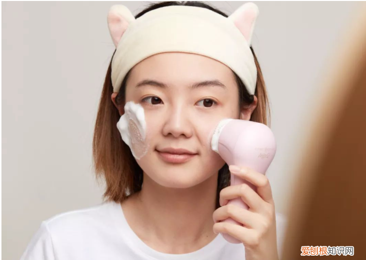 洁面仪好用吗？有人说是智商税？真相确实如此