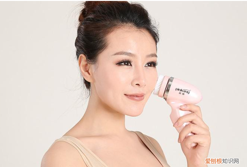 洁面仪好用吗？有人说是智商税？真相确实如此