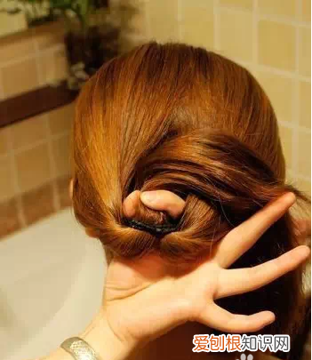 女生怎么扎辫子好看六,学生头怎么扎辫子漂亮又简单
